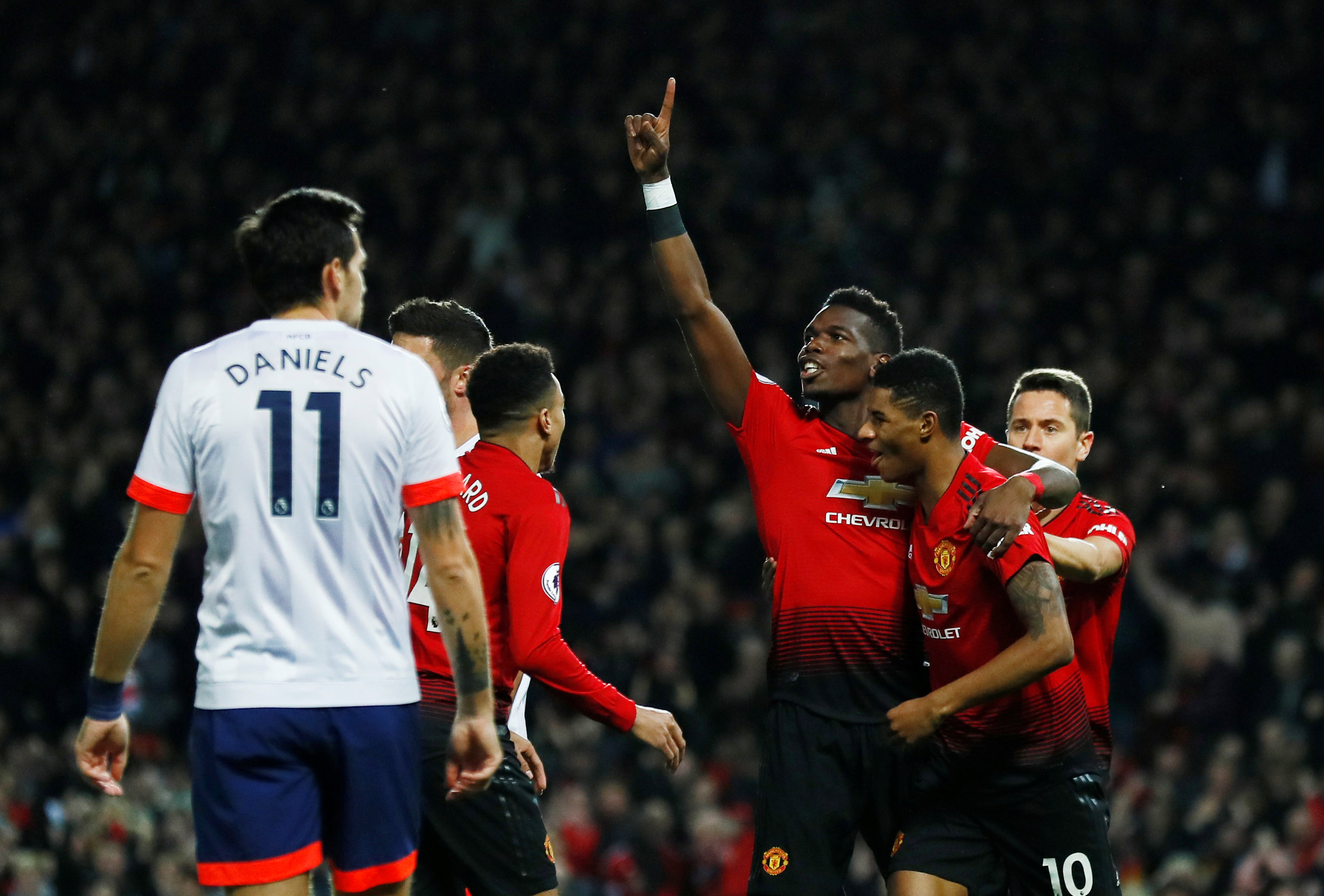 也让她始终 也让她始终