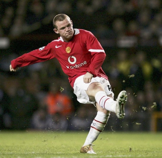 许多球迷和 许多球迷和